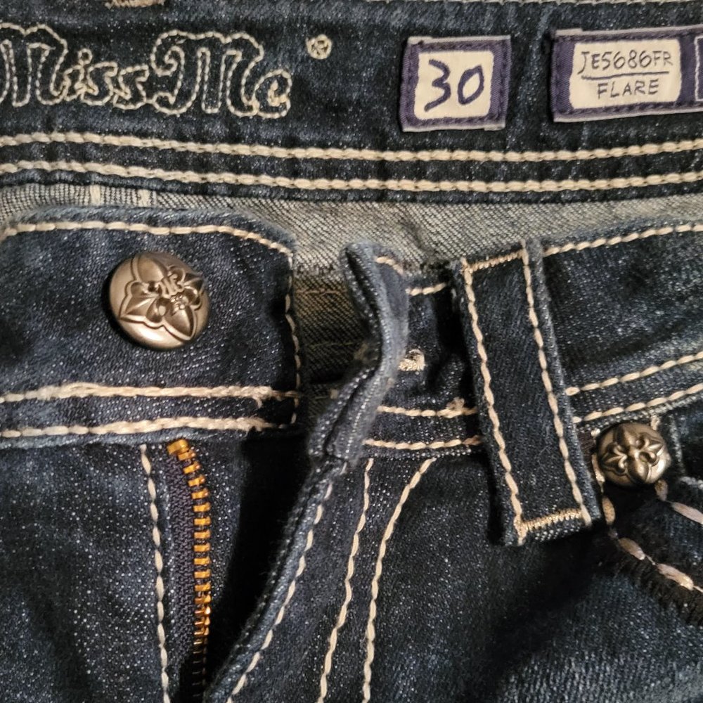 Miss Me Jeans - Picture 2 of 4